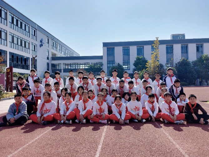 cada3c9779294b17ada465776ed513aa.Jpeg