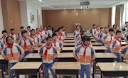 MORE ENGLISH! MORE FUN!——香山实验小学举行英语节系列活动