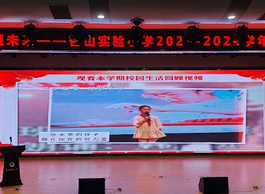 f7e44734d5ae4a75b7a141accfb46831.jpg