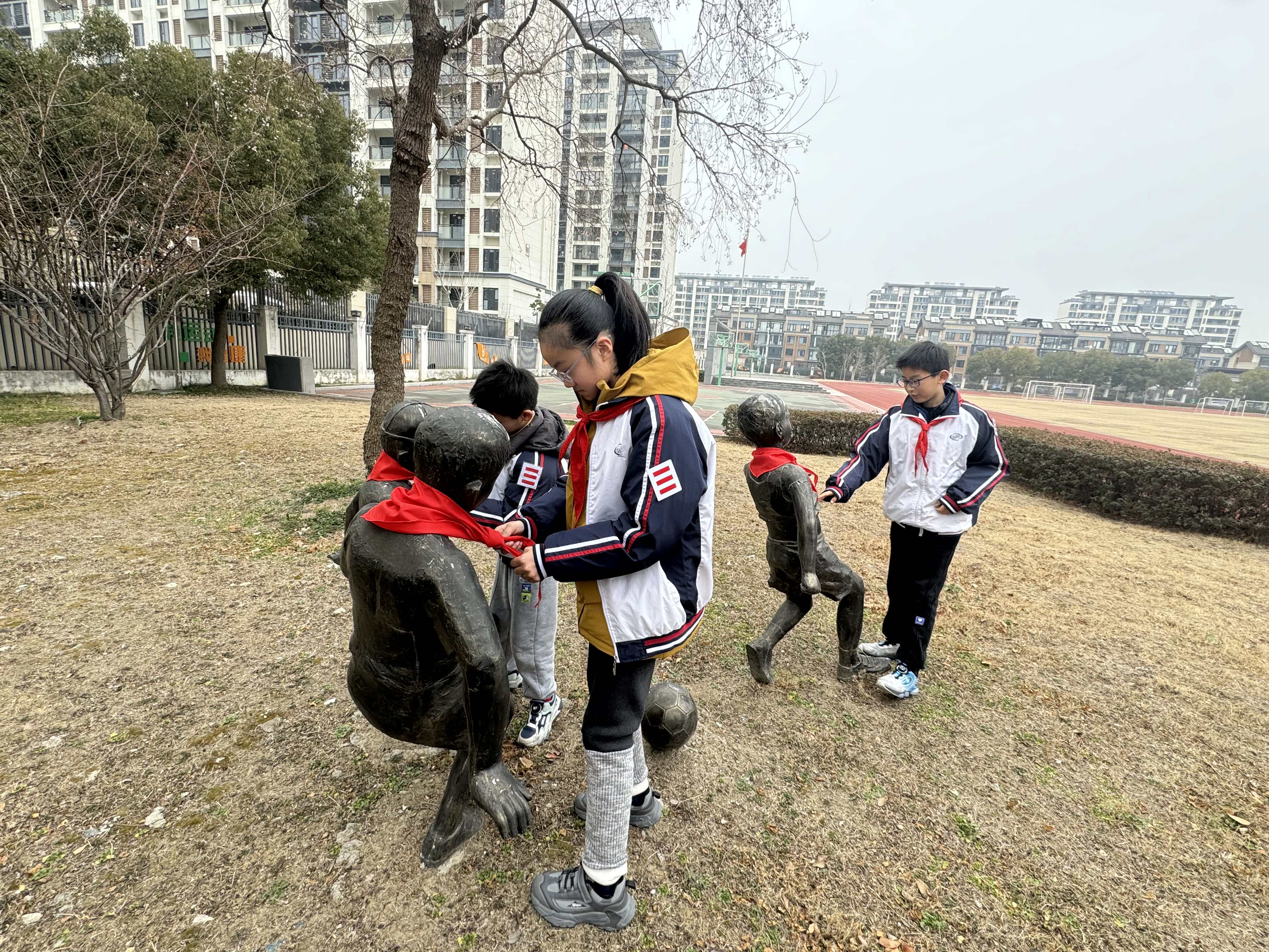 更换红领巾04
