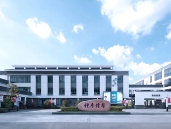 心系教育发展 情牵师生成长——方芳书记莅临香山实验小学调研指导